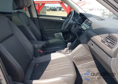 2023 Volkswagen Tiguan 2.0T Se из США, поврежденный, VIN 3VVNB7AX7PM058281